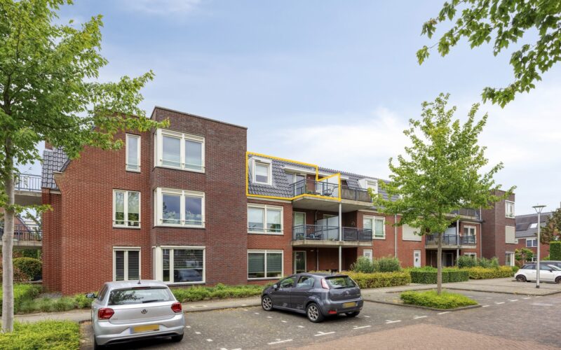 Esdoornlaan 24