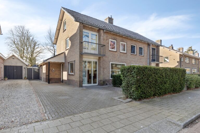 Van Limburg Stirumstraat 22