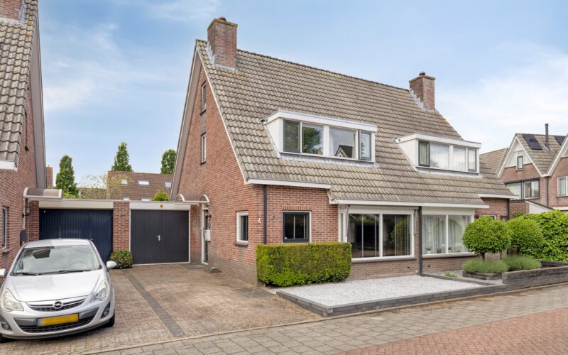 Debussystraat 4
