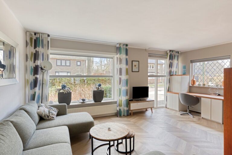 Van Limburg Stirumstraat 22
