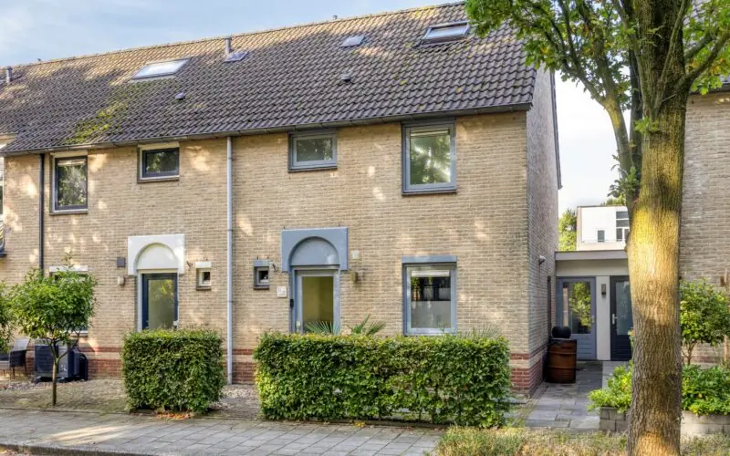 Robijnenbosweg 11